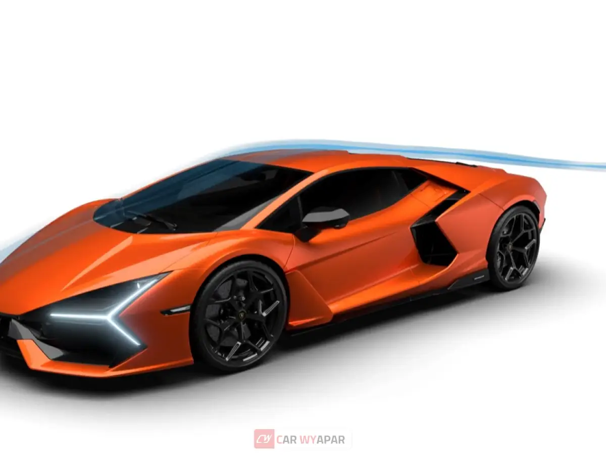 Lamborghini Revuelto Top Feature